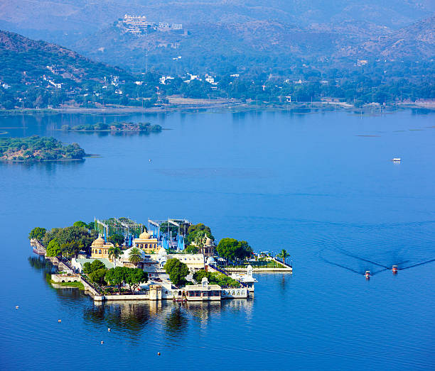 The 1 Amazing Tourist Place in the World: The Udaipur City of Lakes